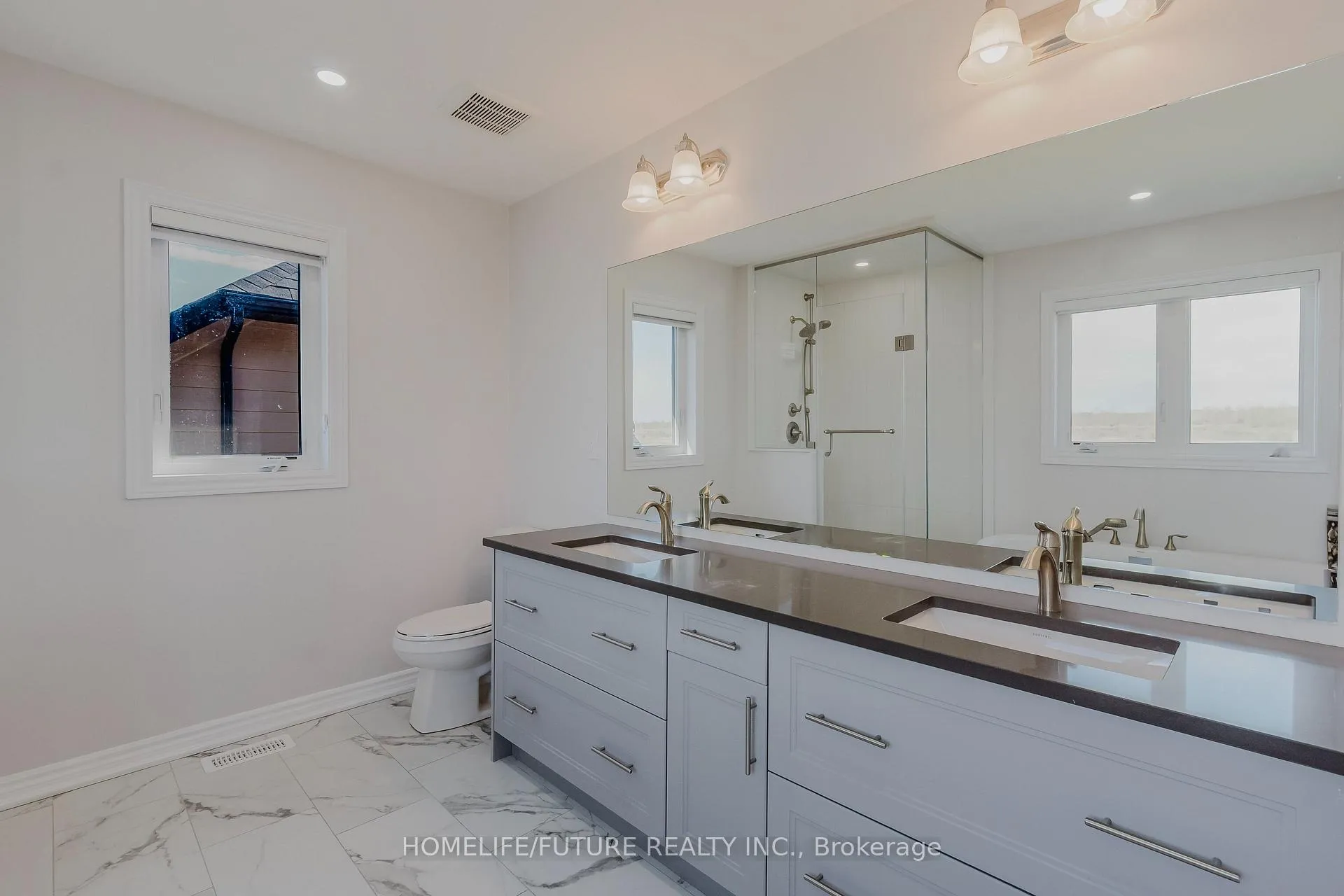 Photo 31 of 114 Shoreview Drive, Welland, Hwy 406/Welland — HOMEH