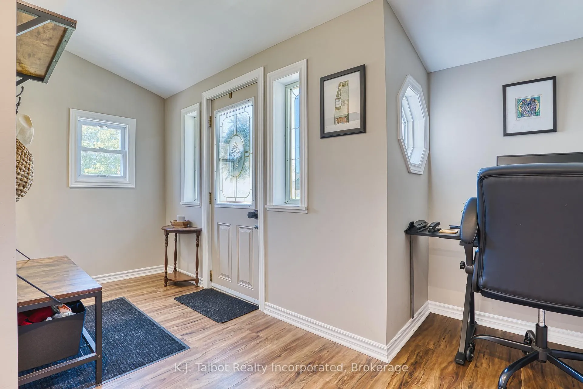 Photo 7 of 112 Anglesea Street, Goderich, Goderich (Town) — HOMEH