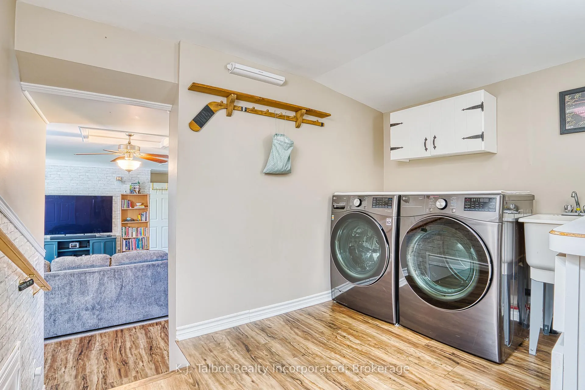 Photo 22 of 112 Anglesea Street, Goderich, Goderich (Town) — HOMEH