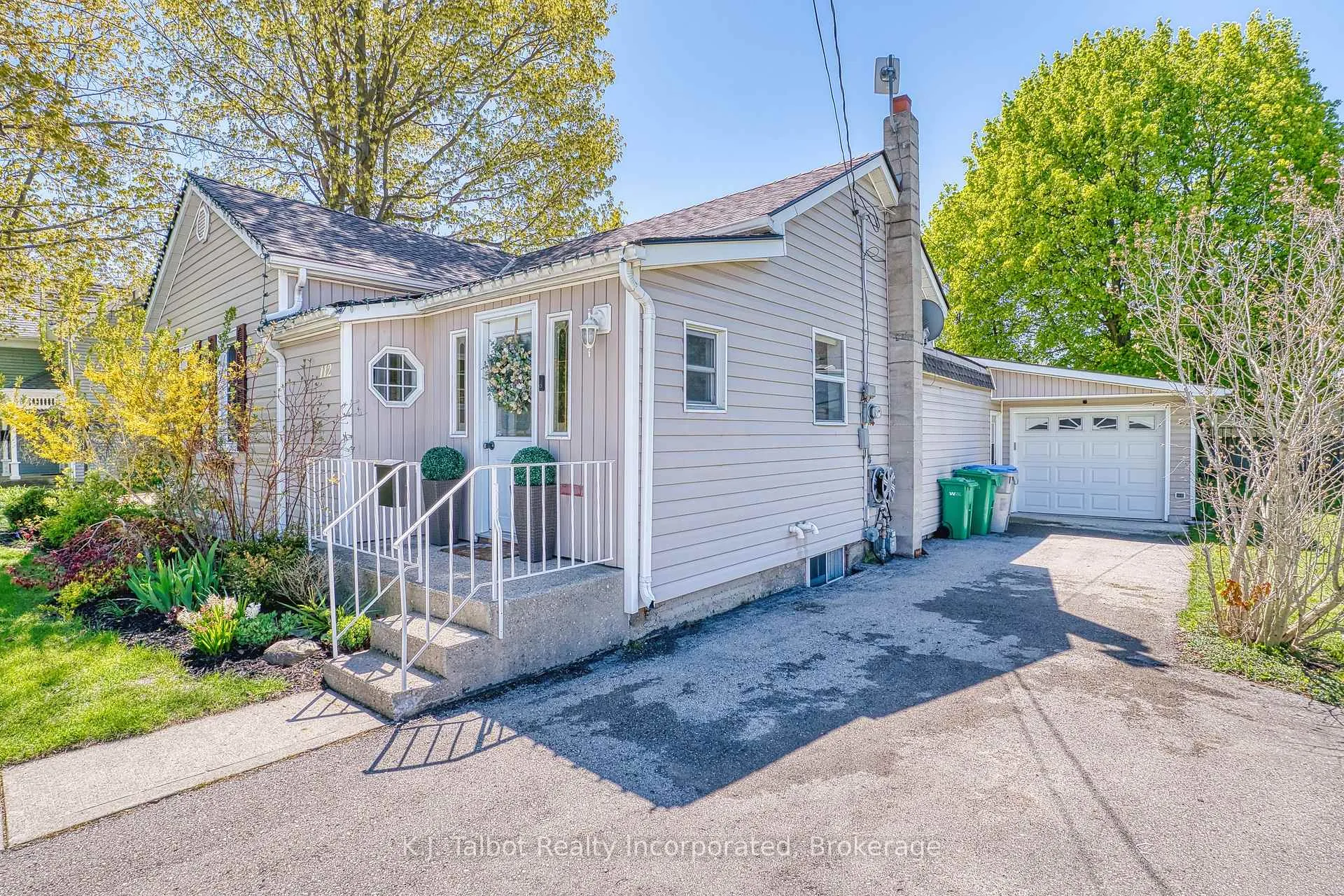 Photo 30 of 112 Anglesea Street, Goderich, Goderich (Town) — HOMEH