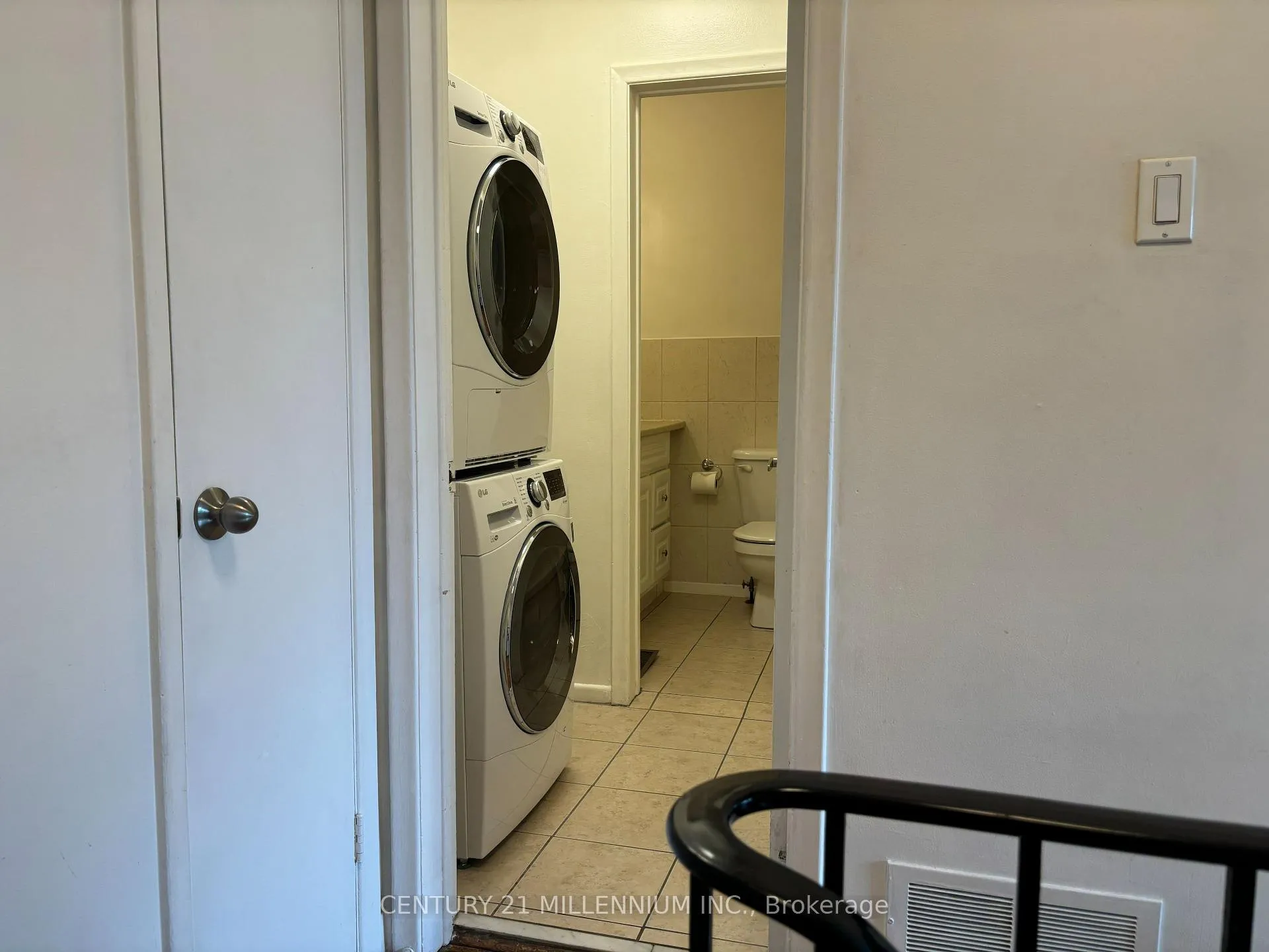 Photo 13 of Unit 1, 928 Pape Avenue, Toronto, Broadview North — HOMEH