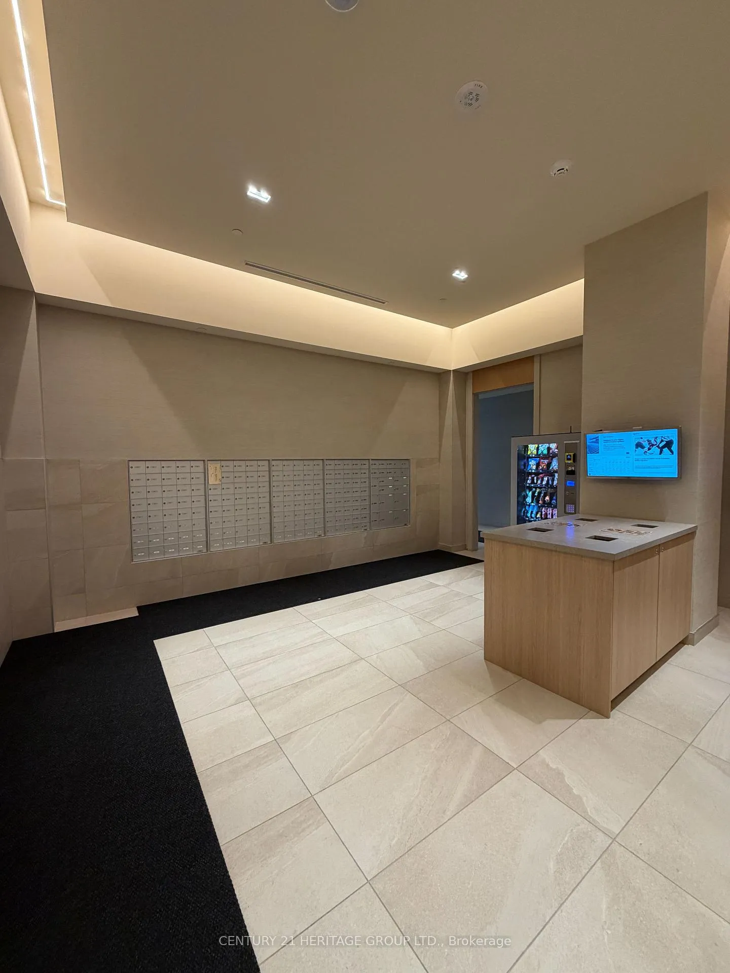 Photo 5 of Unit 1201, 8960 Jane Street, Vaughan, Vellore Village — HOMEH