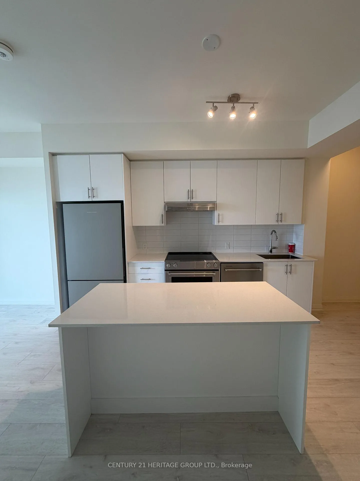 Photo 8 of Unit 1201, 8960 Jane Street, Vaughan, Vellore Village — HOMEH