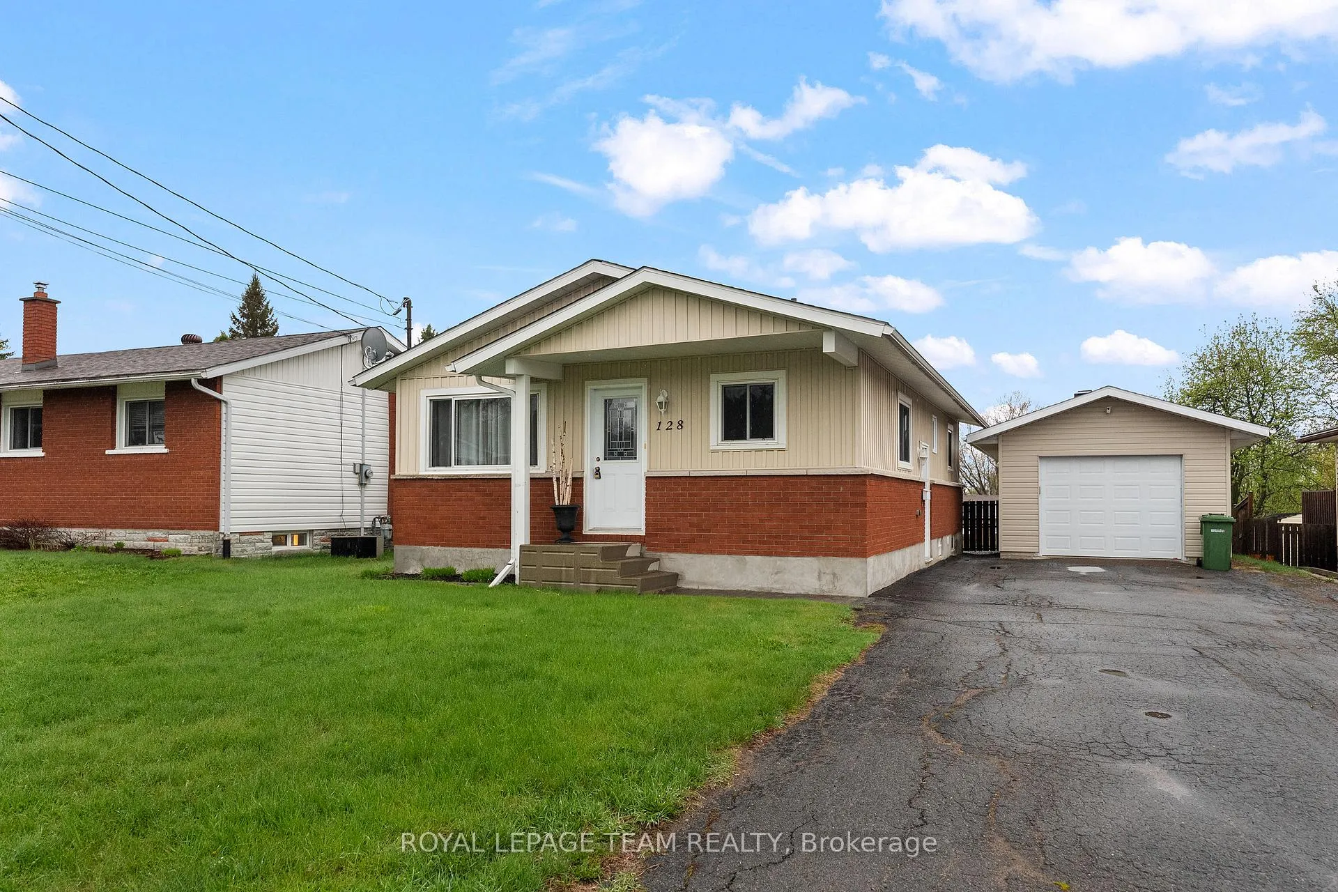 Photo 2 of 128 Ellis Avenue, Pembroke — HOMEH
