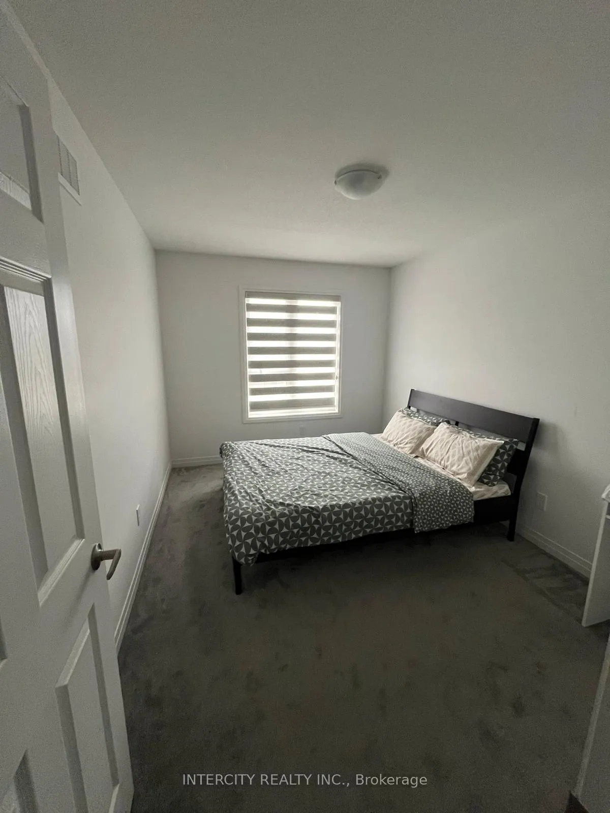Photo 7 of 3 Roper Place, Kitchener — HOMEH