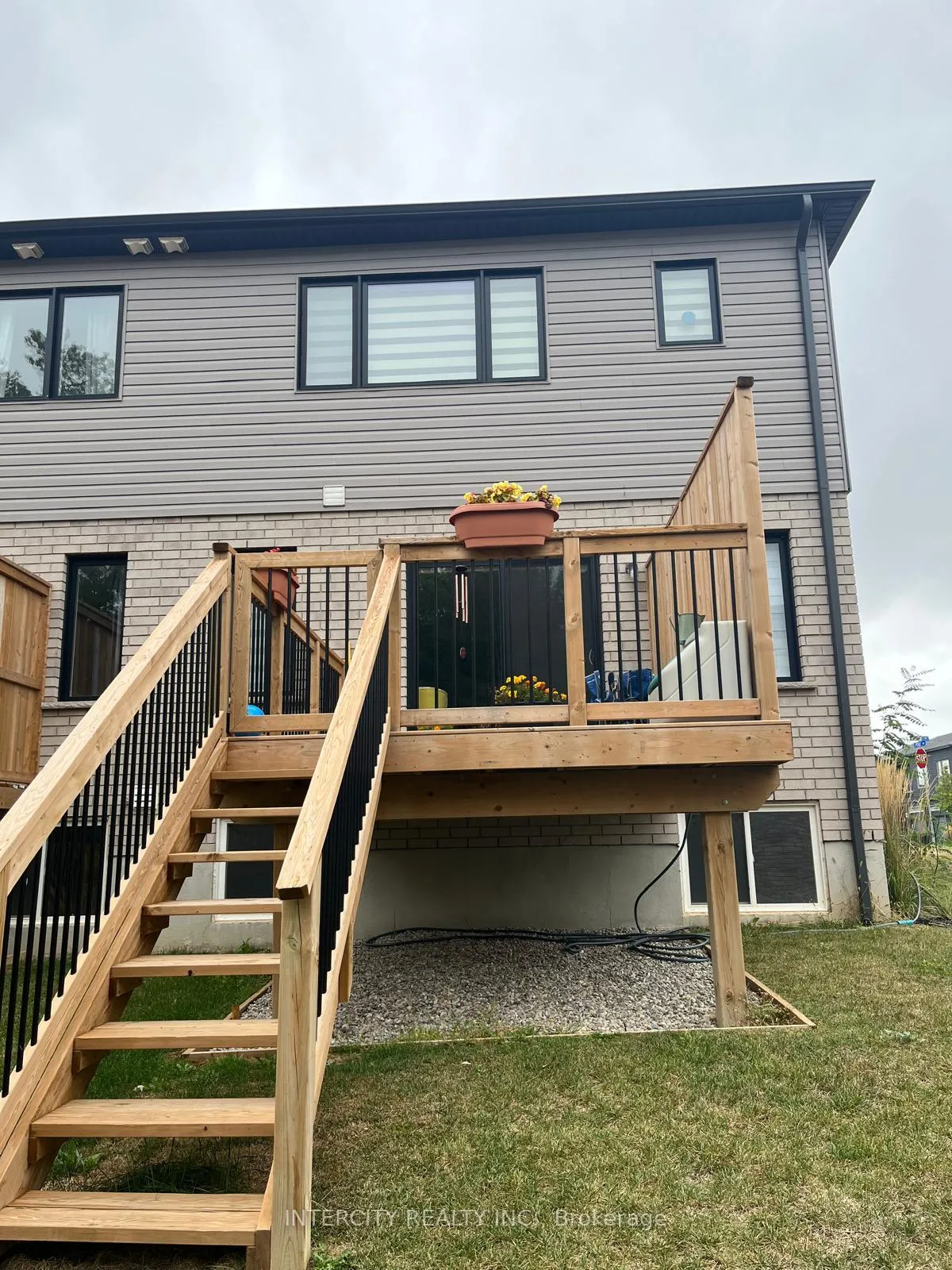 Photo 18 of 3 Roper Place, Kitchener — HOMEH