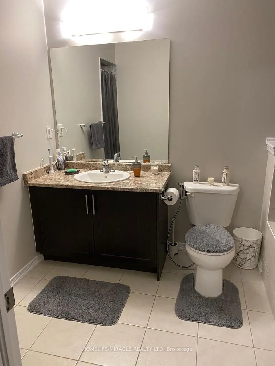 Photo 6 of 7740 White Pine Crescent, Niagara Falls, Brown — HOMEH