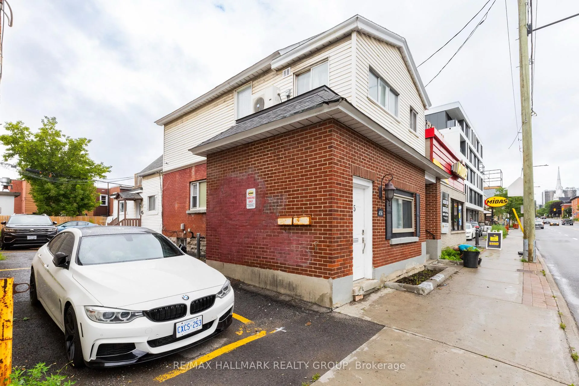 Photo 1 of Unit 4, 456 Bronson Avenue, Ottawa, West Centre Town — HOMEH