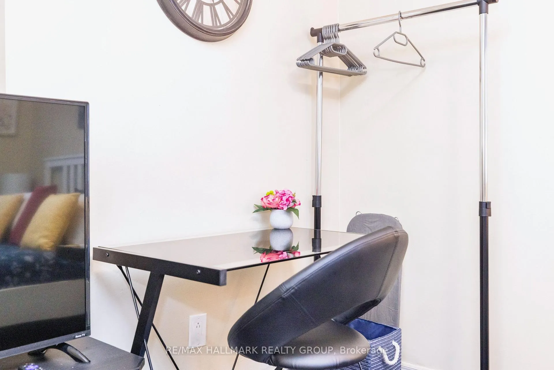 Photo 15 of Unit 4, 456 Bronson Avenue, Ottawa, West Centre Town — HOMEH