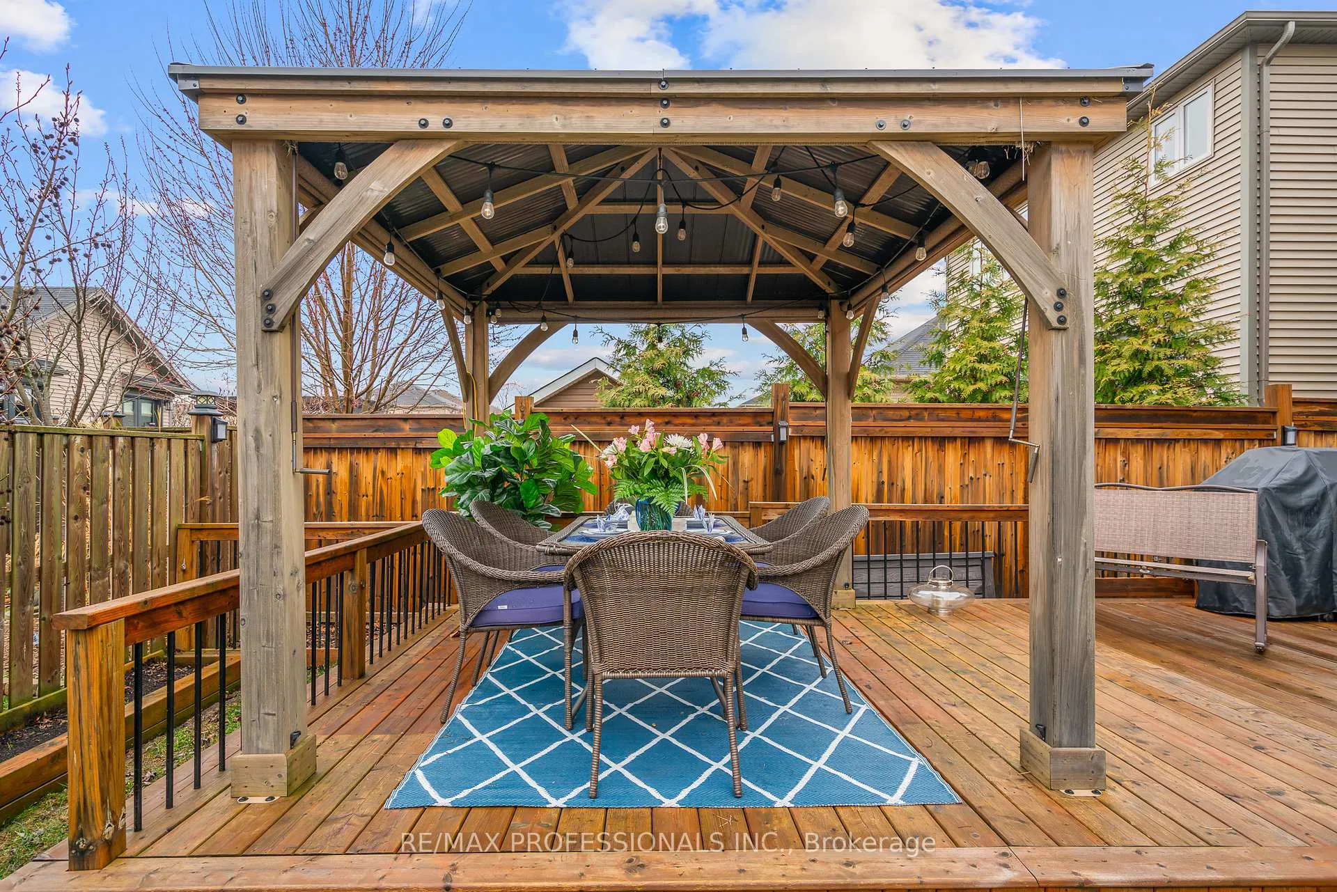 Photo 5 of 4348 Dennis Avenue, Lincoln, Beamsville — HOMEH