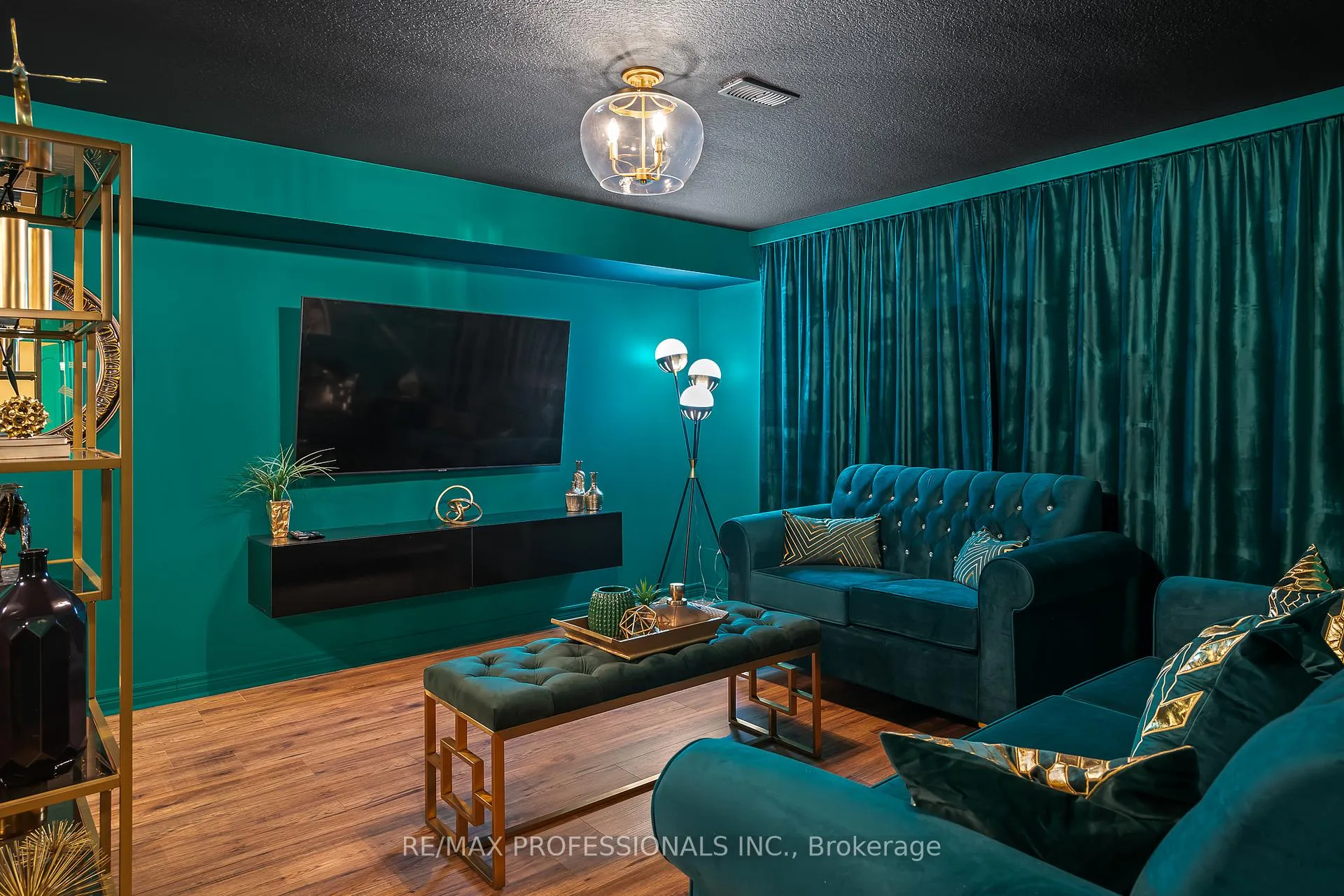 Photo 49 of 4348 Dennis Avenue, Lincoln, Beamsville — HOMEH