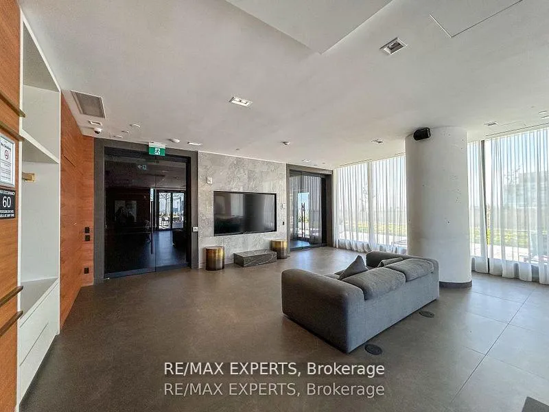 Photo 3 of Unit Th05, 9 Buttermill Avenue, Vaughan, Concord — HOMEH