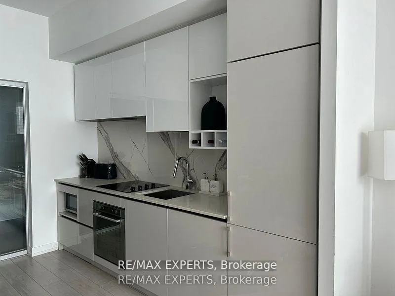 Photo 7 of Unit Th05, 9 Buttermill Avenue, Vaughan, Concord — HOMEH