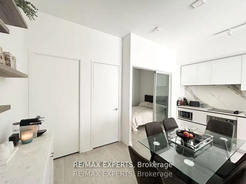 Photo 13 of Unit Th05, 9 Buttermill Avenue, Vaughan, Concord — HOMEH