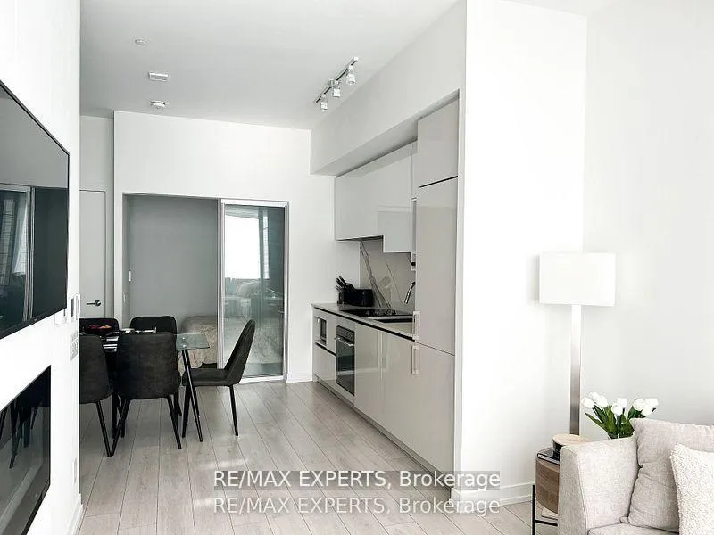 Photo 14 of Unit Th05, 9 Buttermill Avenue, Vaughan, Concord — HOMEH
