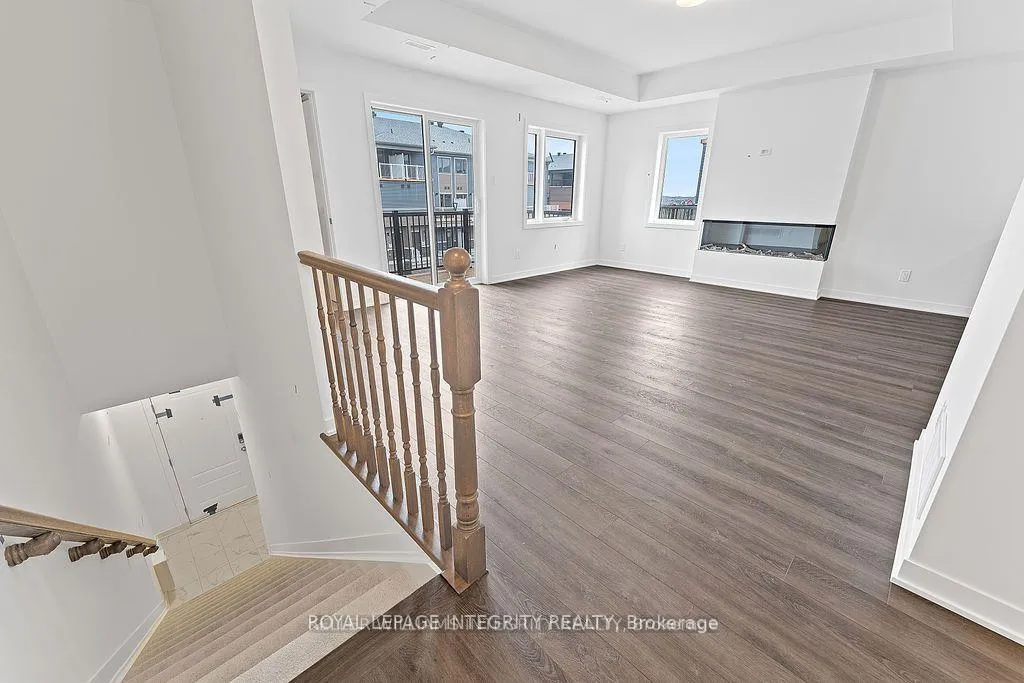 Photo 4 of 310 Lillian Freiman Private, Ottawa, Barrhaven - Half Moon Bay — HOMEH