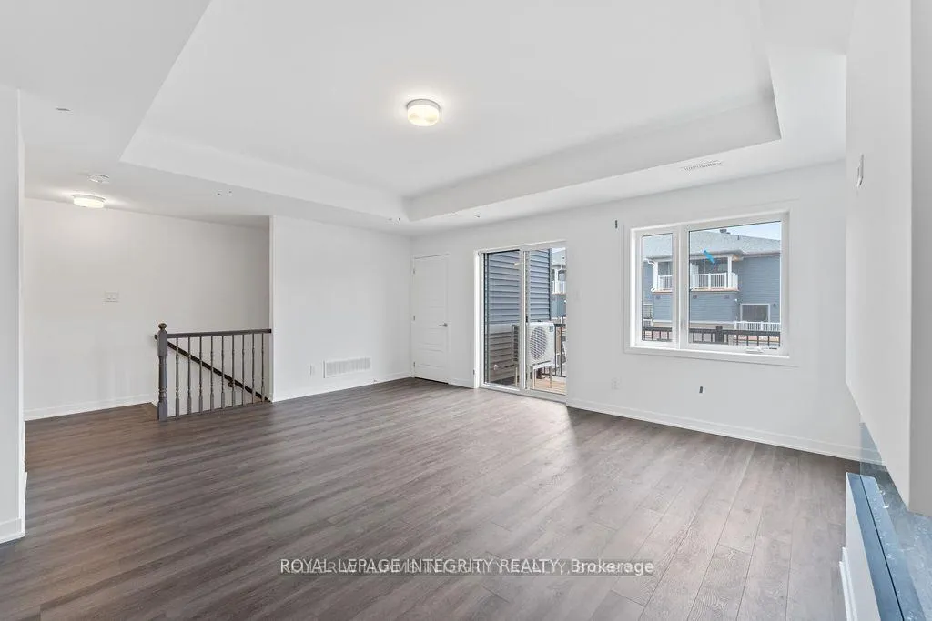 Photo 9 of 310 Lillian Freiman Private, Ottawa, Barrhaven - Half Moon Bay — HOMEH