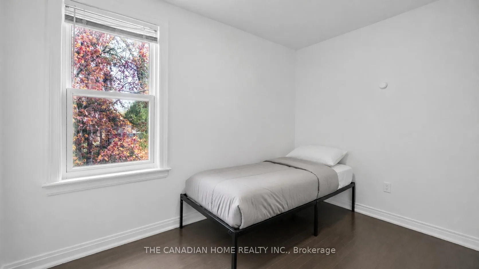 Photo 17 of 87 West 5TH Street, Hamilton, Southam — HOMEH