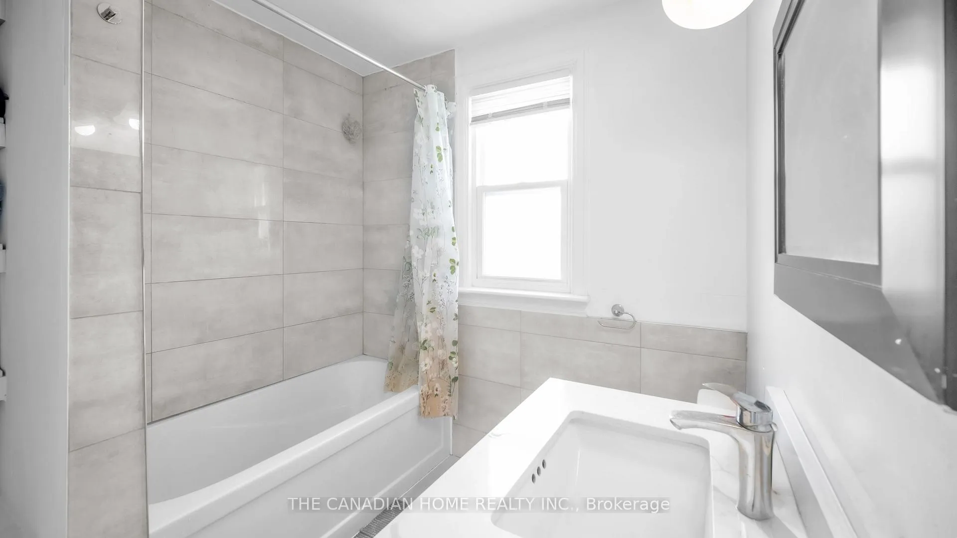 Photo 18 of 87 West 5TH Street, Hamilton, Southam — HOMEH