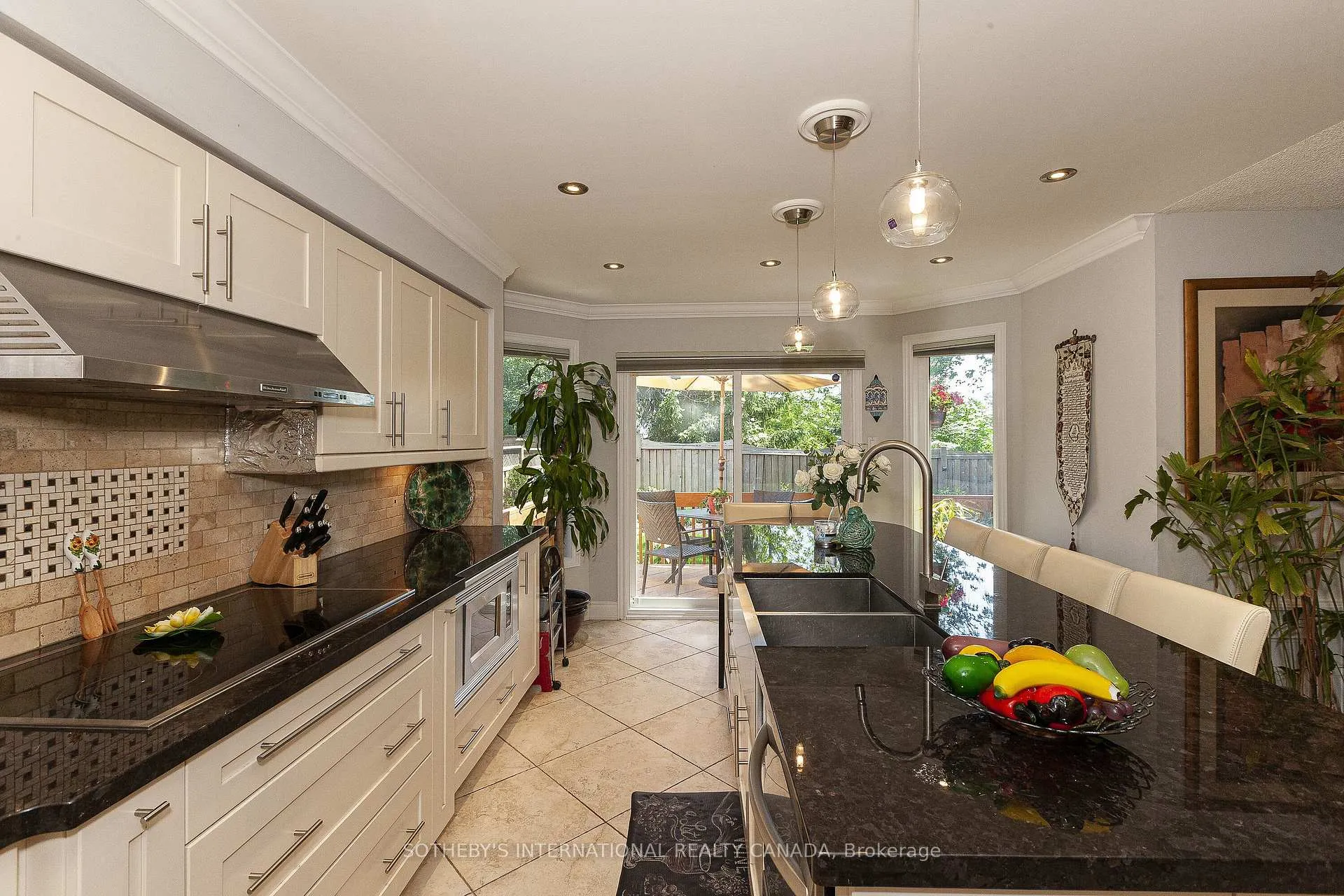 Photo 12 of 2074 Brays Lane, Oakville, Glen Abbey — HOMEH
