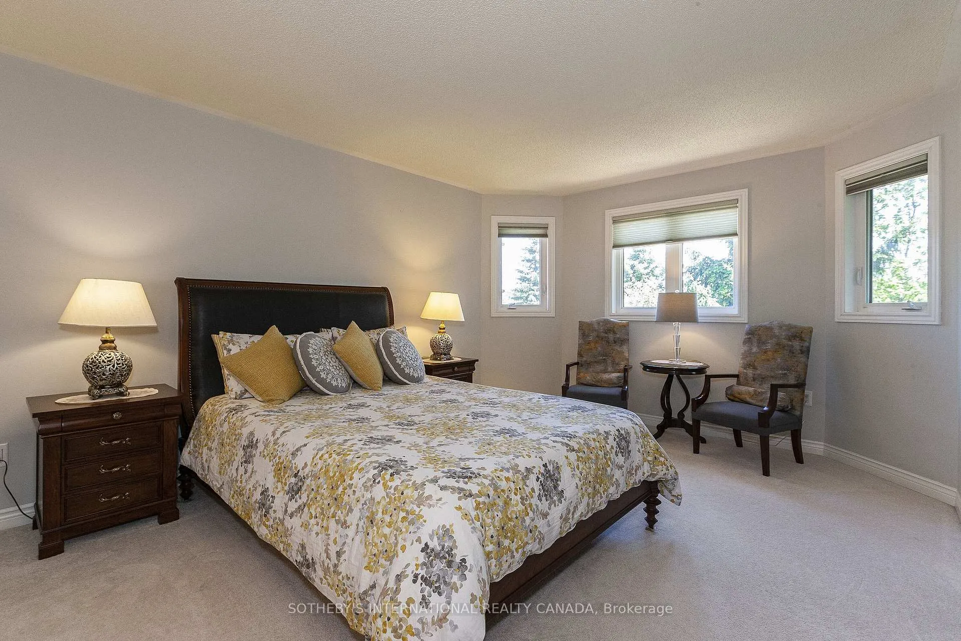 Photo 13 of 2074 Brays Lane, Oakville, Glen Abbey — HOMEH