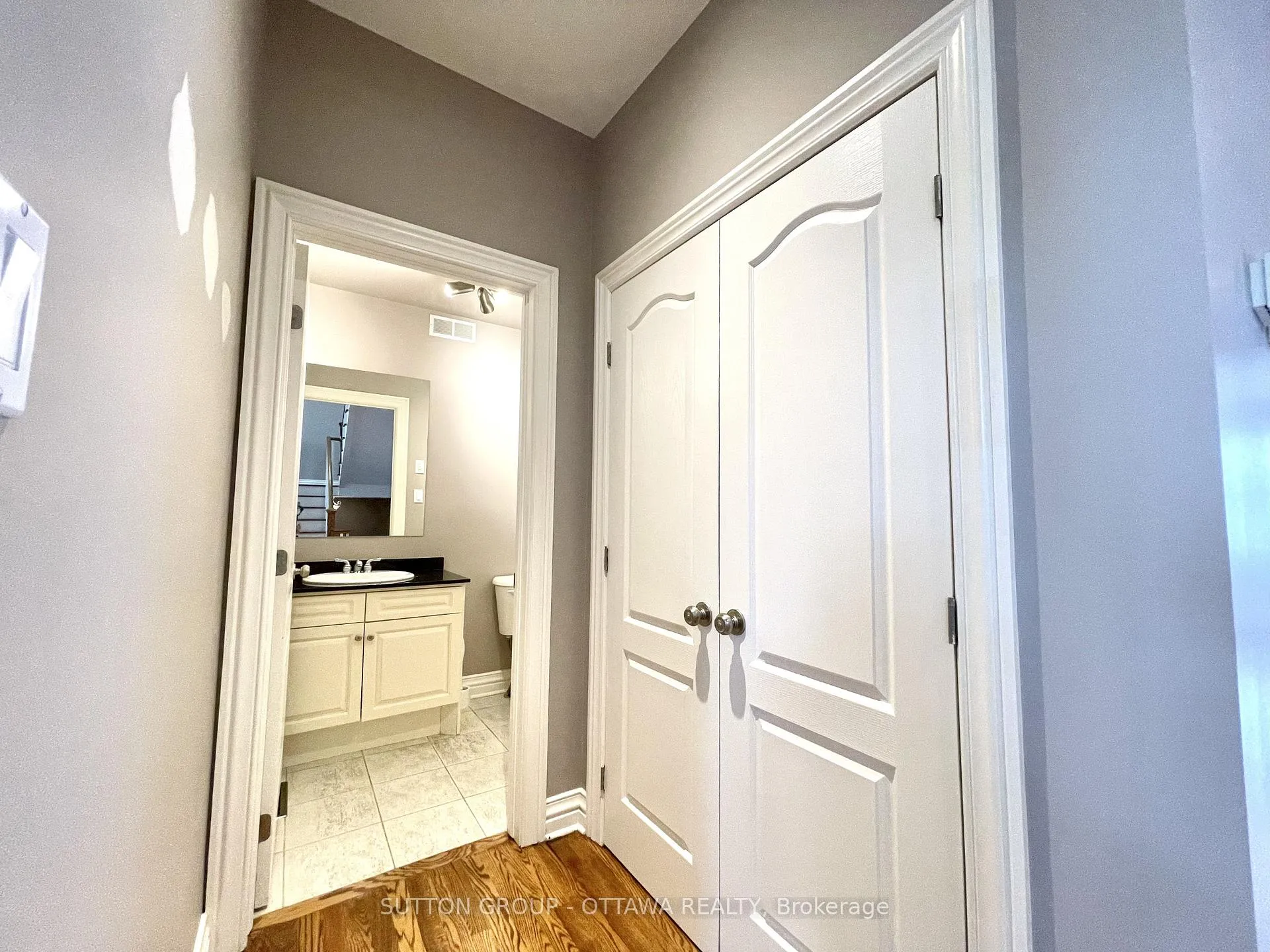 Photo 11 of 1520 Arnhem Street, Ottawa, Carleton Heights — HOMEH