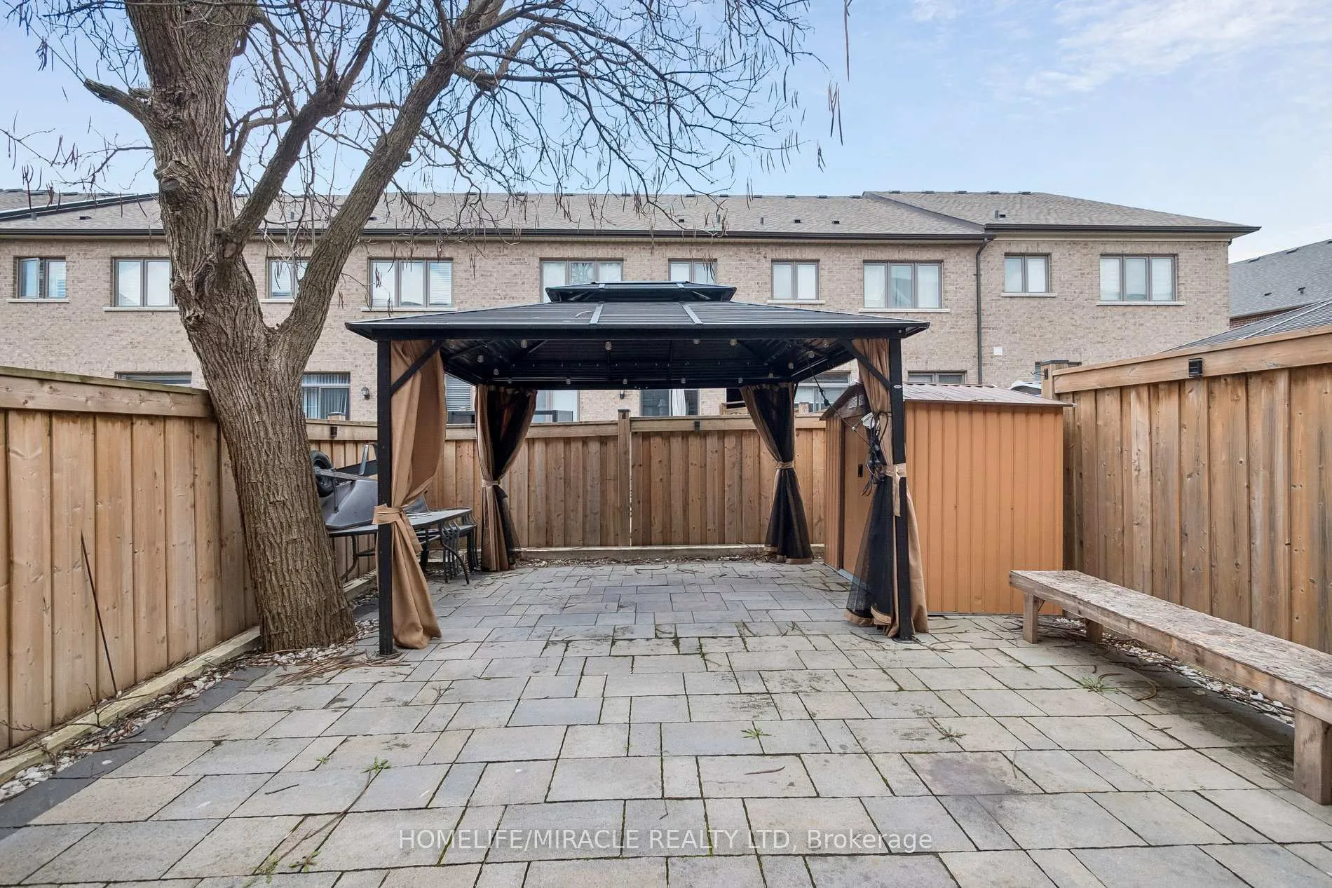 Photo 49 of 25 True Blue Crescent, Caledon, Bolton East — HOMEH