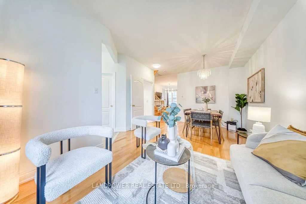 Photo 6 of 125 Yale Lane, Markham, Cornell — HOMEH
