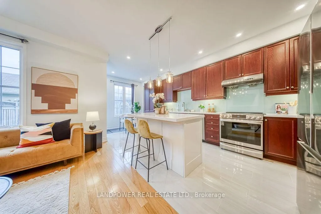 Photo 14 of 125 Yale Lane, Markham, Cornell — HOMEH