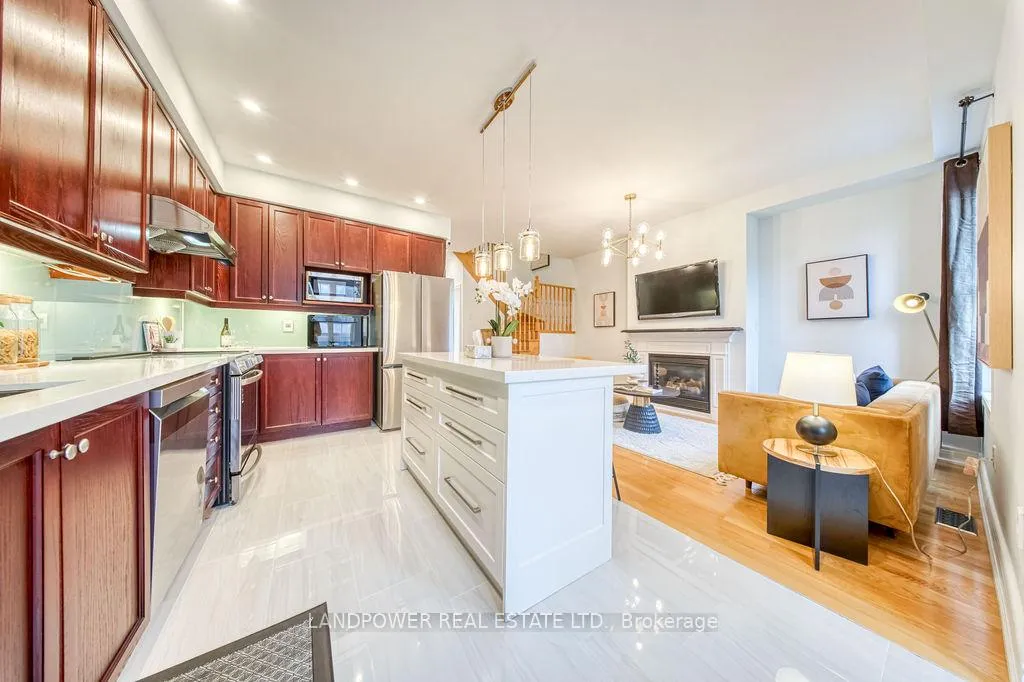 Photo 18 of 125 Yale Lane, Markham, Cornell — HOMEH