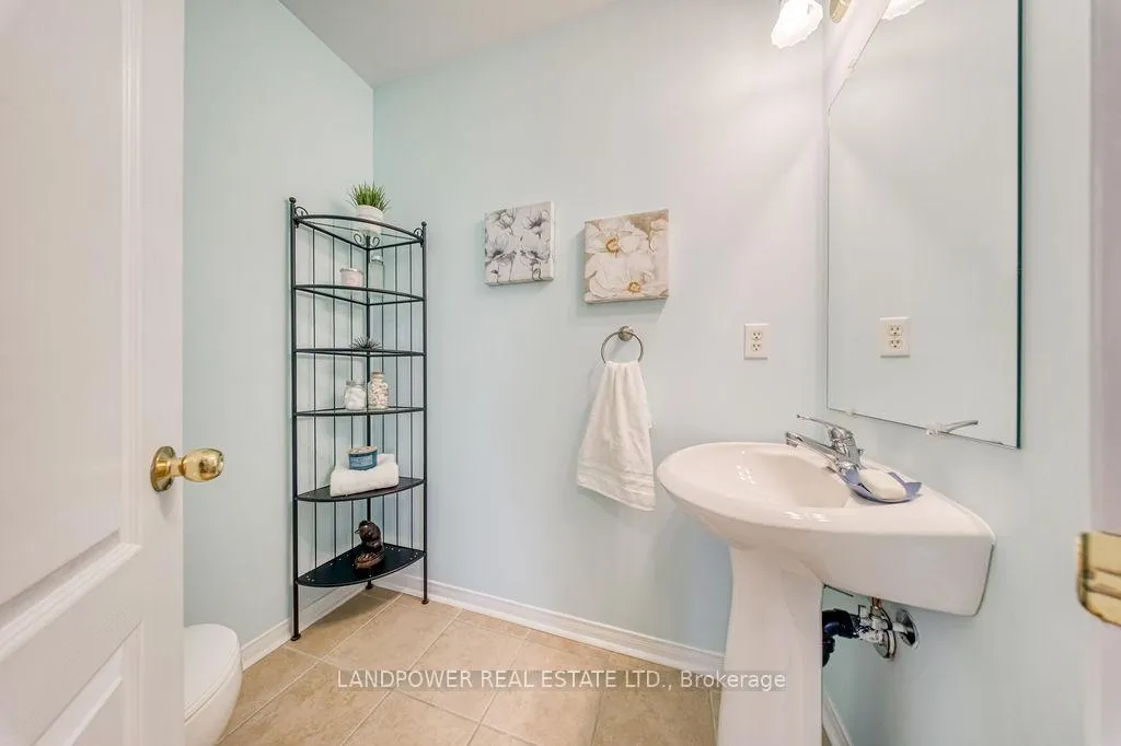 Photo 21 of 125 Yale Lane, Markham, Cornell — HOMEH