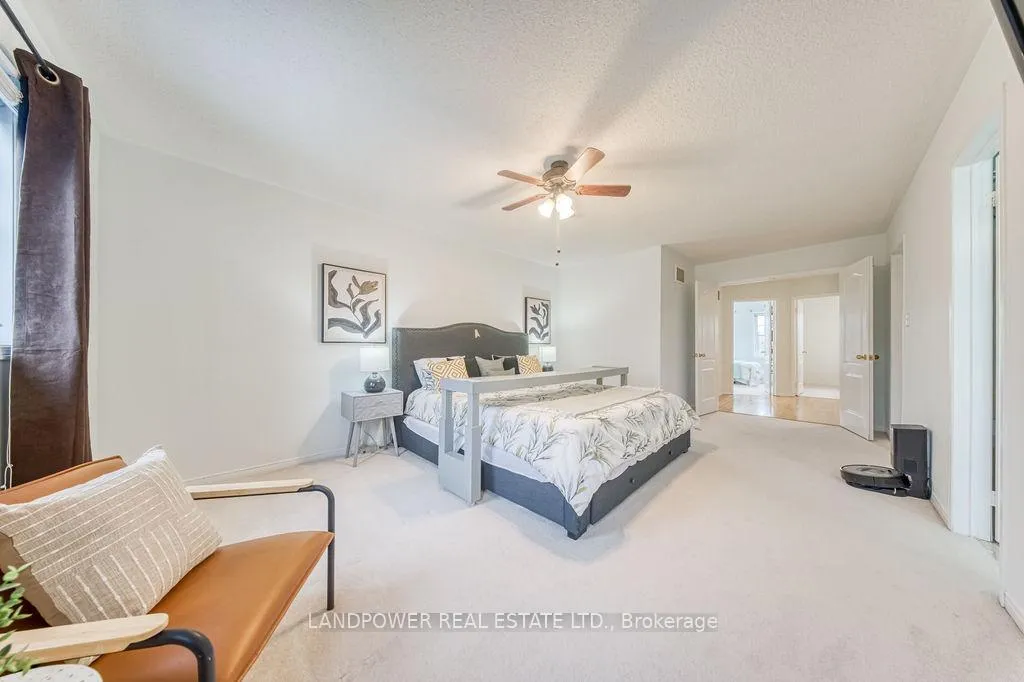 Photo 24 of 125 Yale Lane, Markham, Cornell — HOMEH