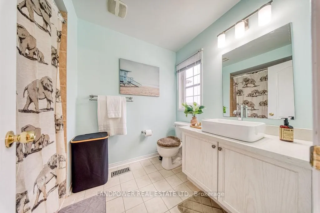 Photo 27 of 125 Yale Lane, Markham, Cornell — HOMEH