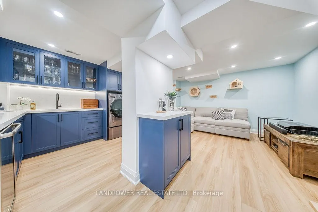 Photo 34 of 125 Yale Lane, Markham, Cornell — HOMEH