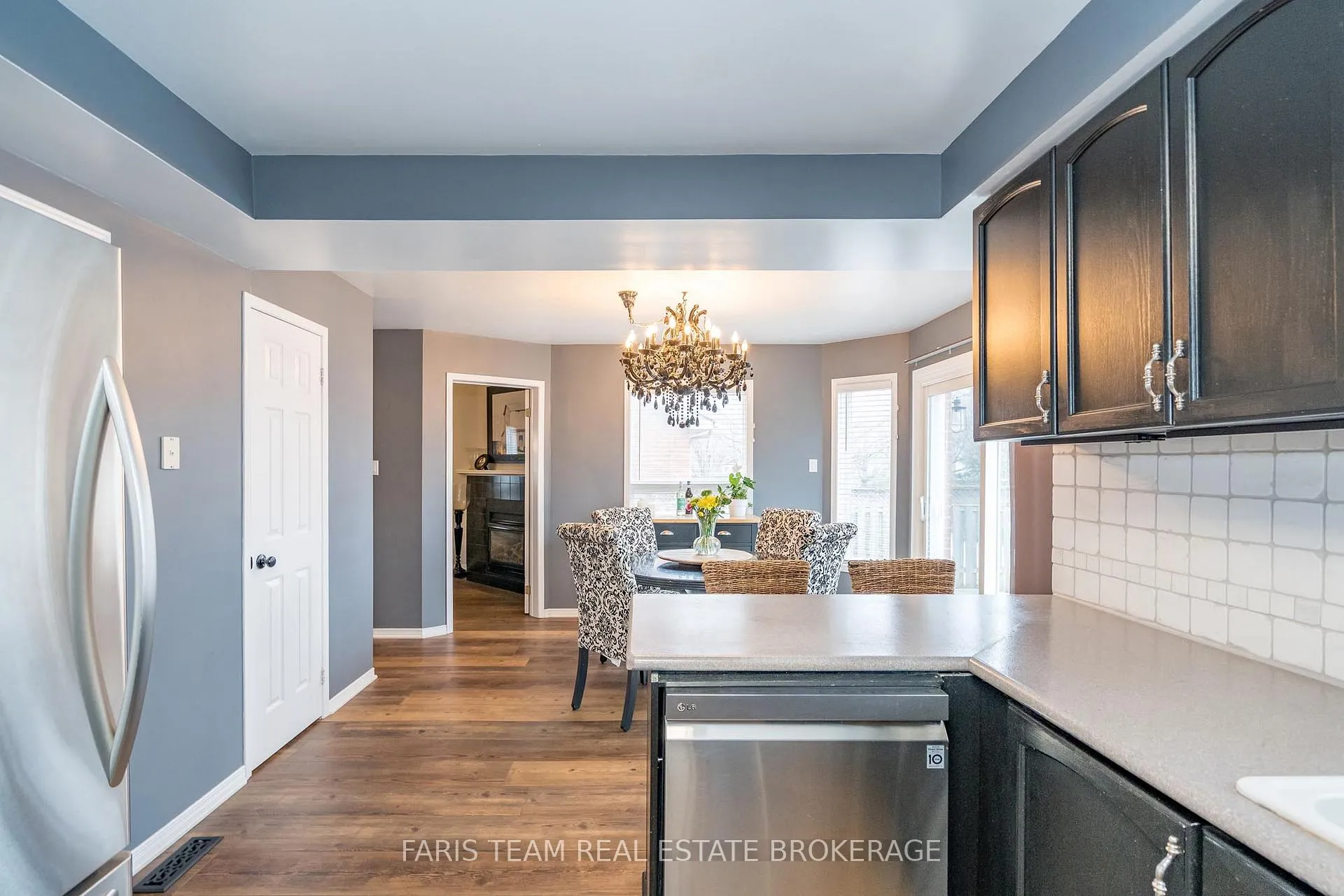 Photo 9 of 31 Etherington Crescent, Barrie, West Bayfield — HOMEH