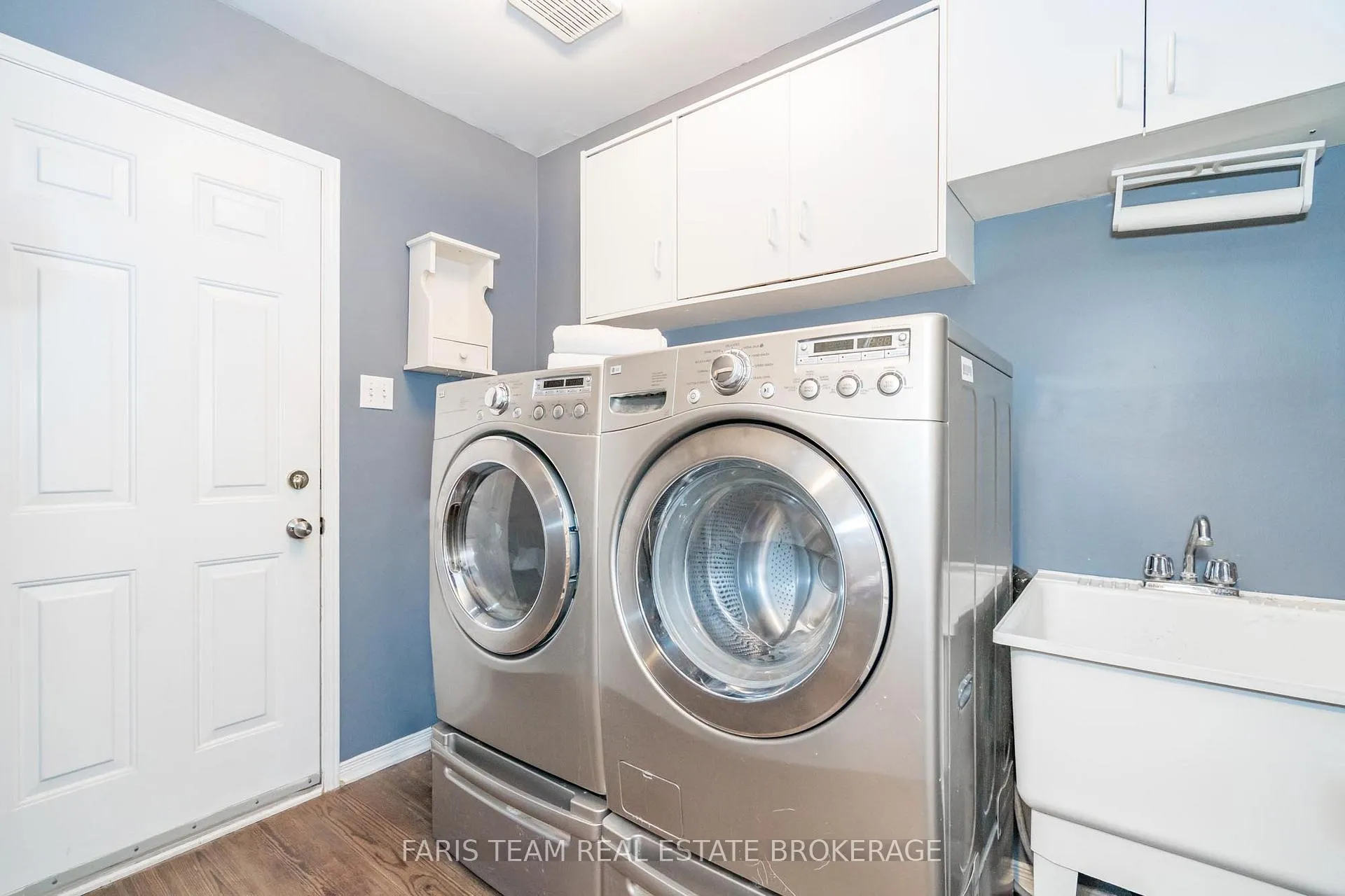 Photo 19 of 31 Etherington Crescent, Barrie, West Bayfield — HOMEH