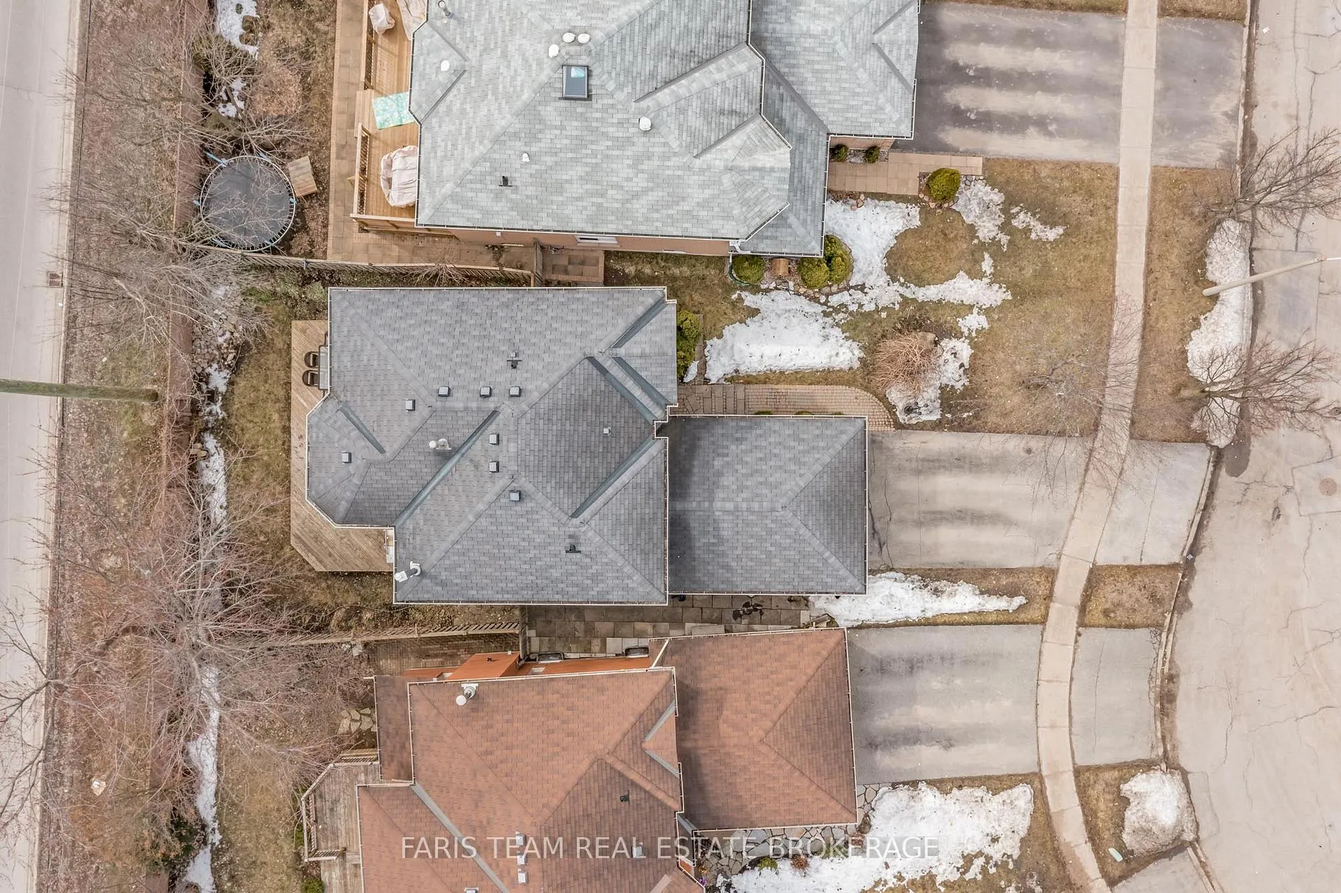 Photo 41 of 31 Etherington Crescent, Barrie, West Bayfield — HOMEH