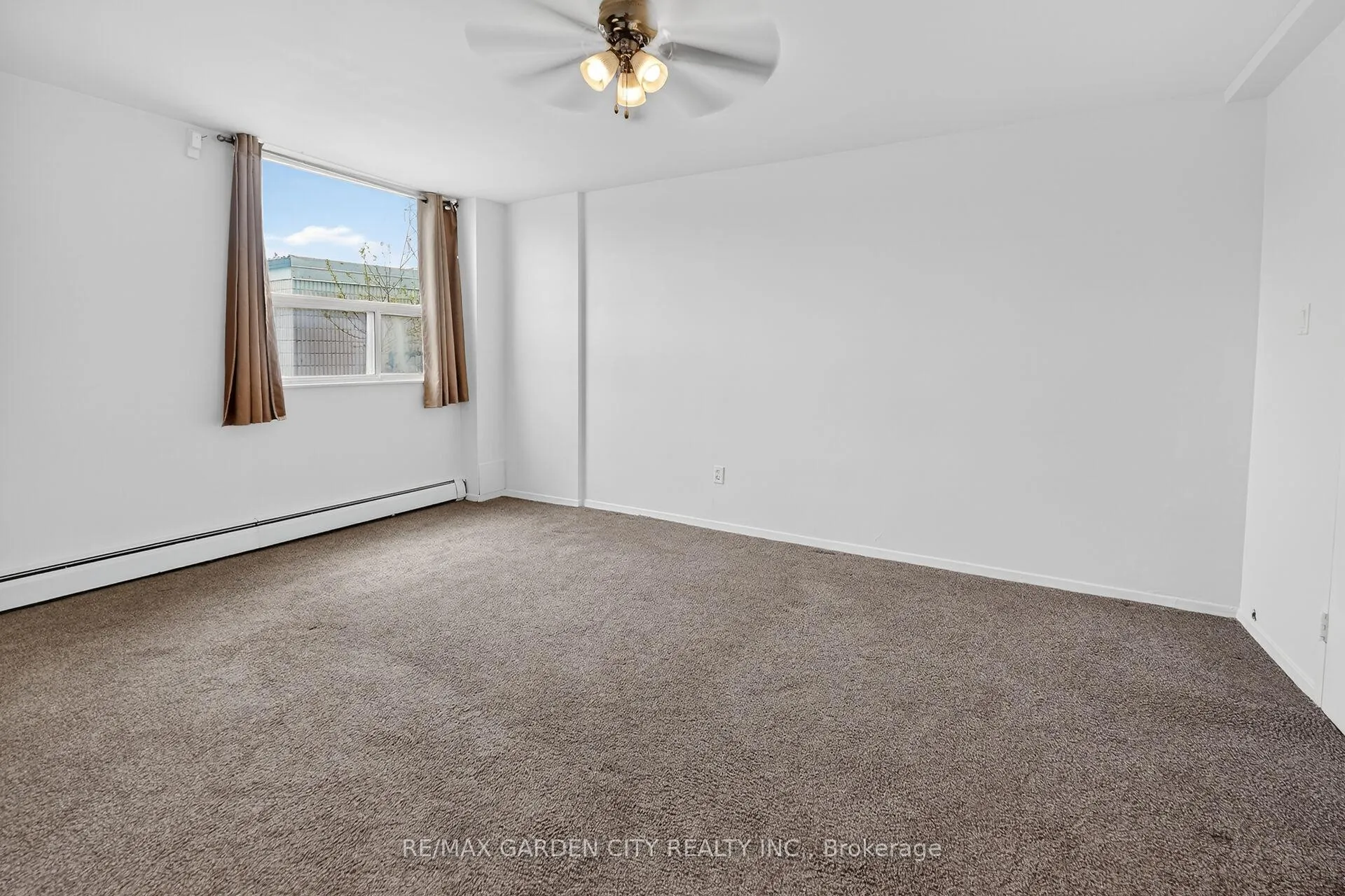 Photo 18 of Unit 106, 35 Towering Heights Boulevard, St. Catharines, Glendale/Glenridge — HOMEH