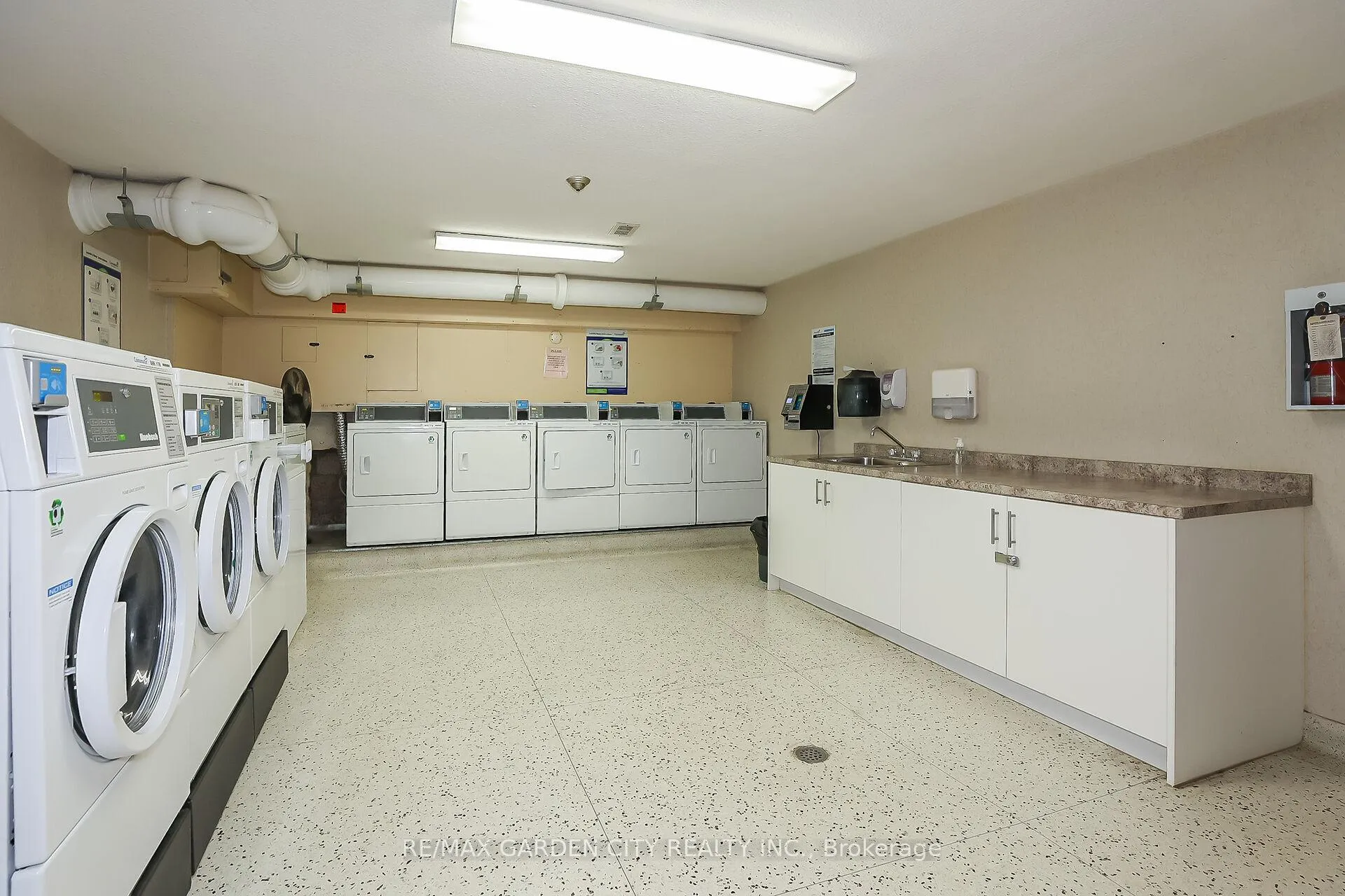Photo 37 of Unit 106, 35 Towering Heights Boulevard, St. Catharines, Glendale/Glenridge — HOMEH