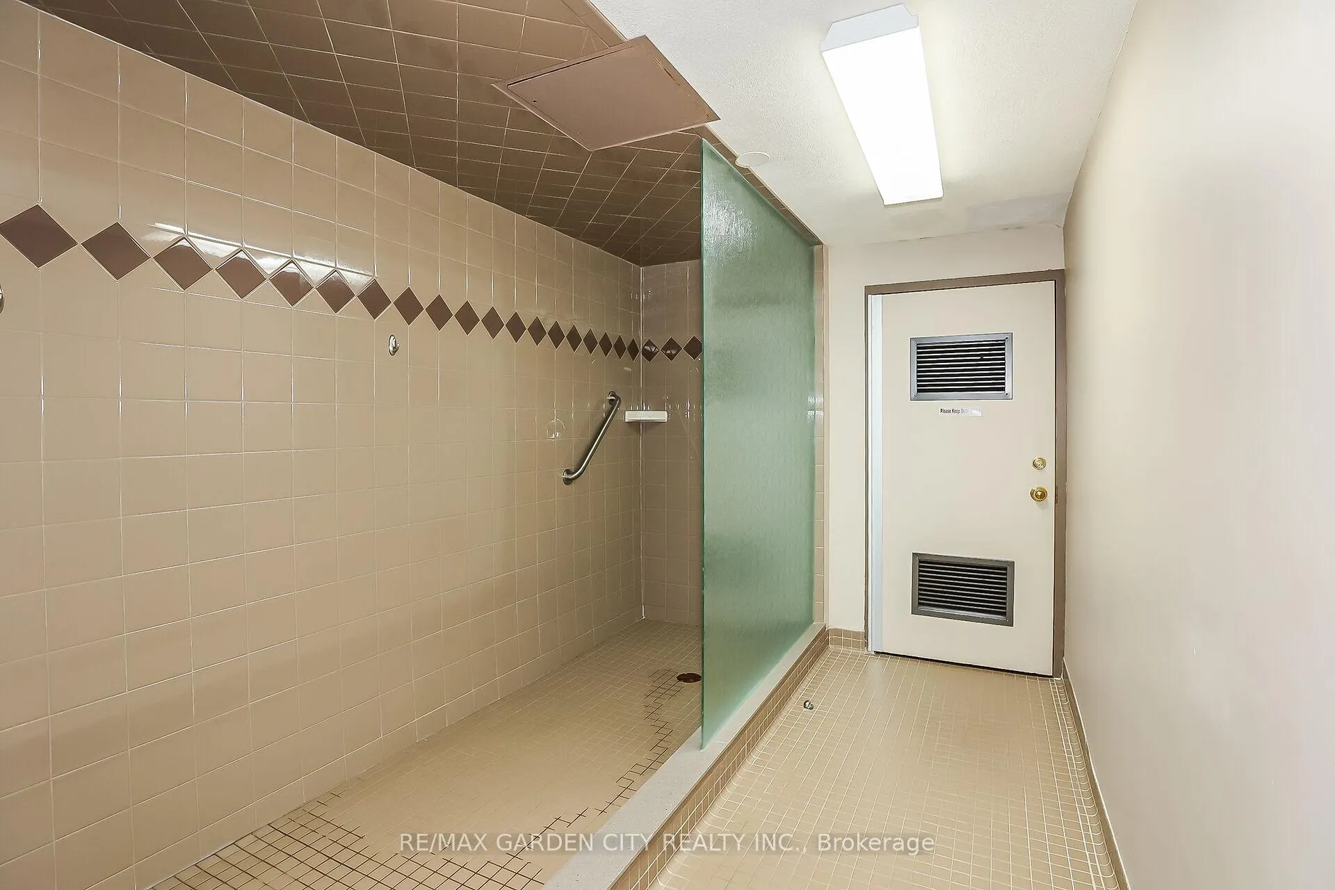Photo 42 of Unit 106, 35 Towering Heights Boulevard, St. Catharines, Glendale/Glenridge — HOMEH