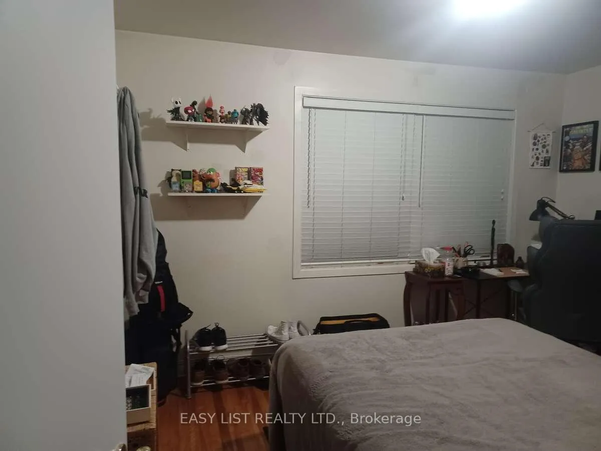Photo 11 of 2218 Iris Street, Ottawa, Bel Air Park — HOMEH