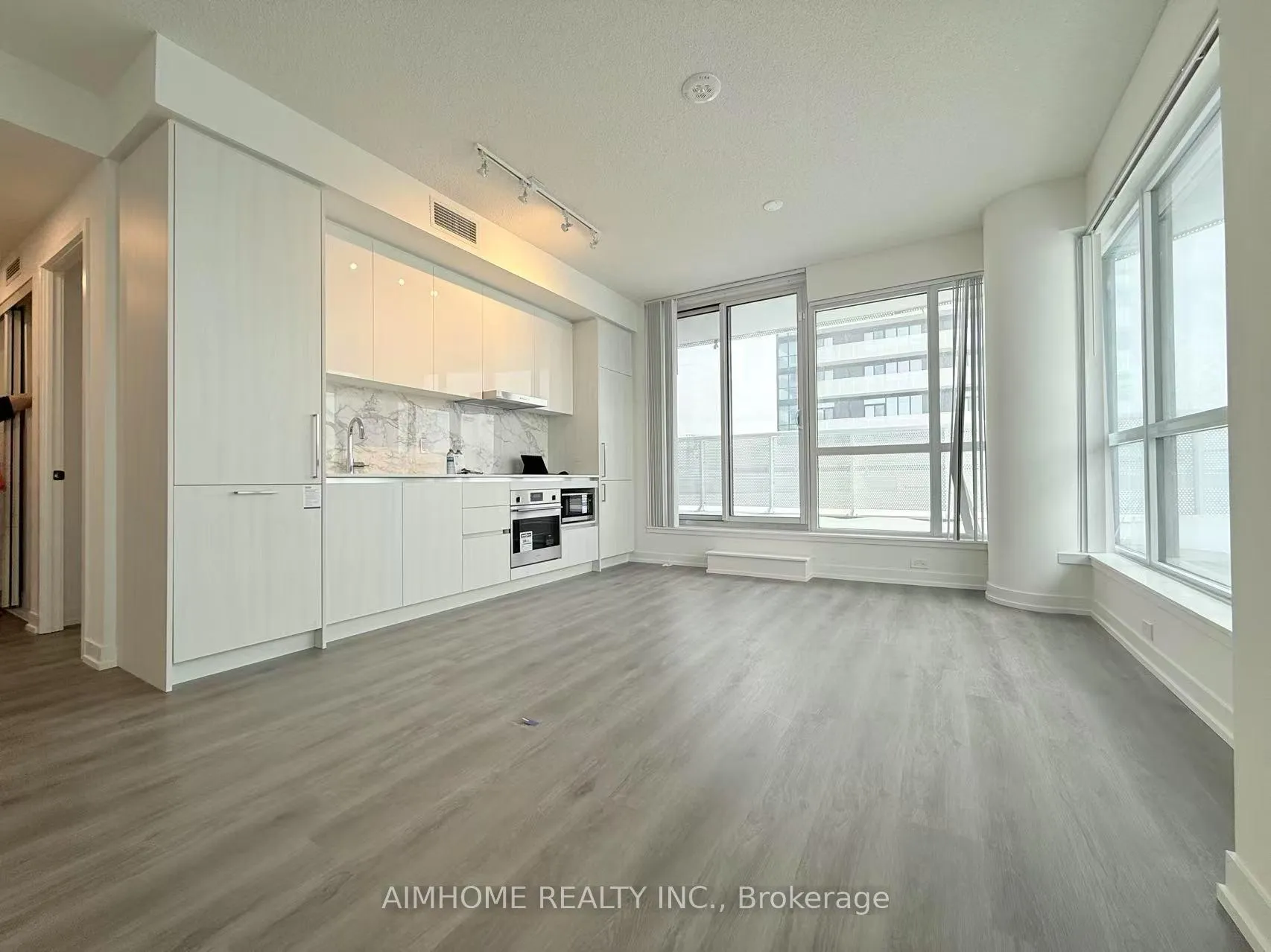 Photo 6 of Unit 507, 225 Commerce St Street, Vaughan, Vaughan Corporate Centre — HOMEH