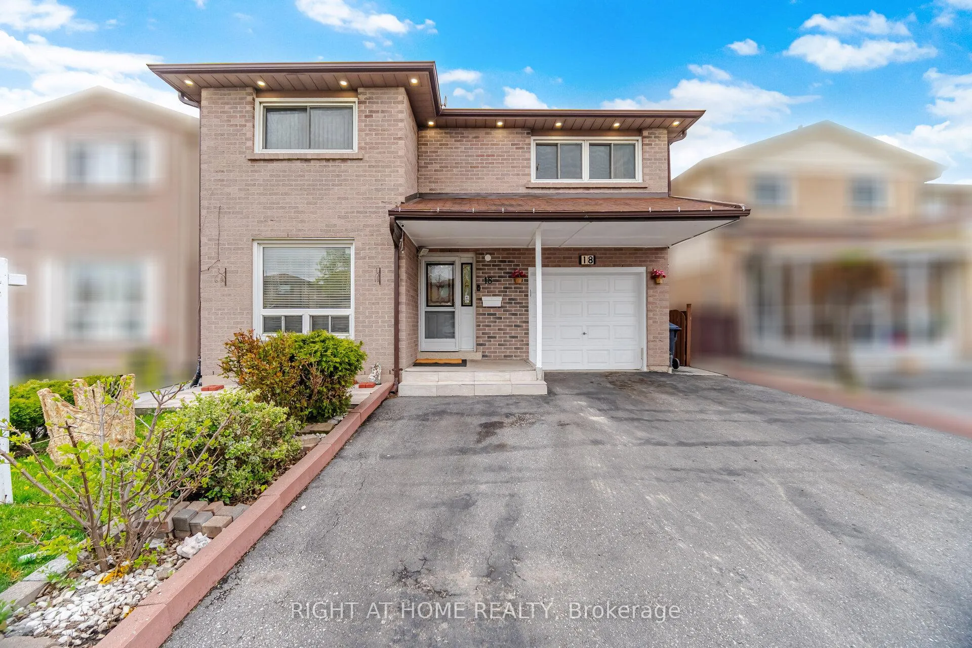 Photo 2 of 18 Mercedes Drive, Etobicoke, Mount Olive-Silverstone-Jamestown — HOMEH