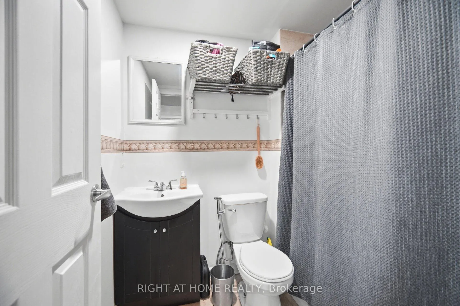Photo 47 of 18 Mercedes Drive, Etobicoke, Mount Olive-Silverstone-Jamestown — HOMEH