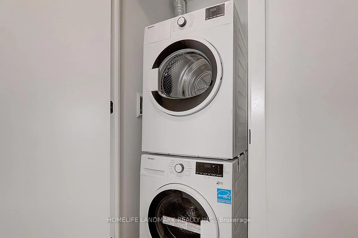 Photo 4 of Unit 3105, 55 Charles Street E, Toronto, Church-Yonge Corridor — HOMEH