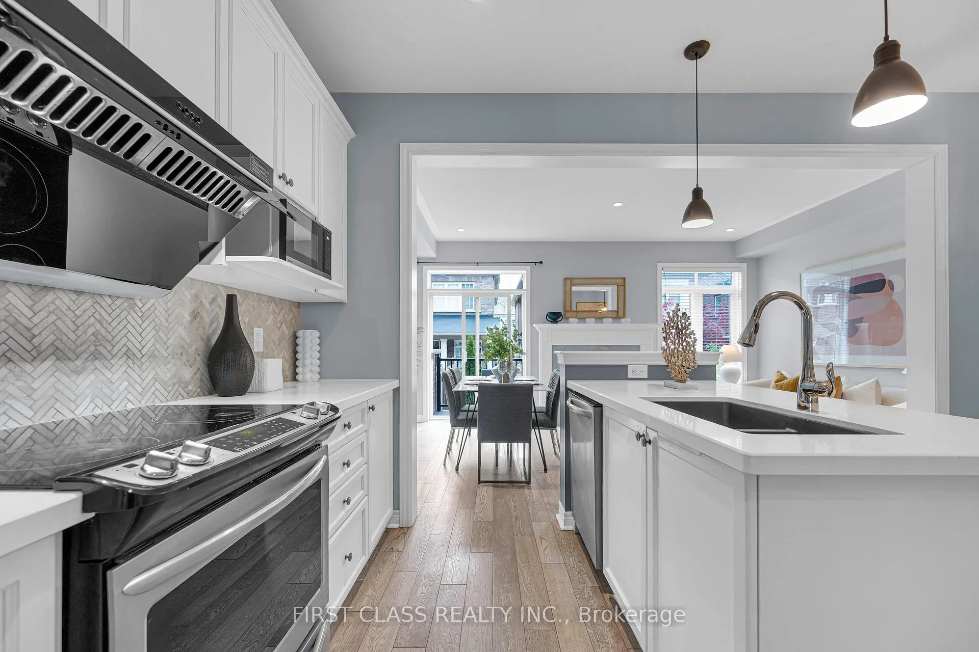 Photo 9 of 352 Leadwood Gate, Oakville, Glenorchy — HOMEH