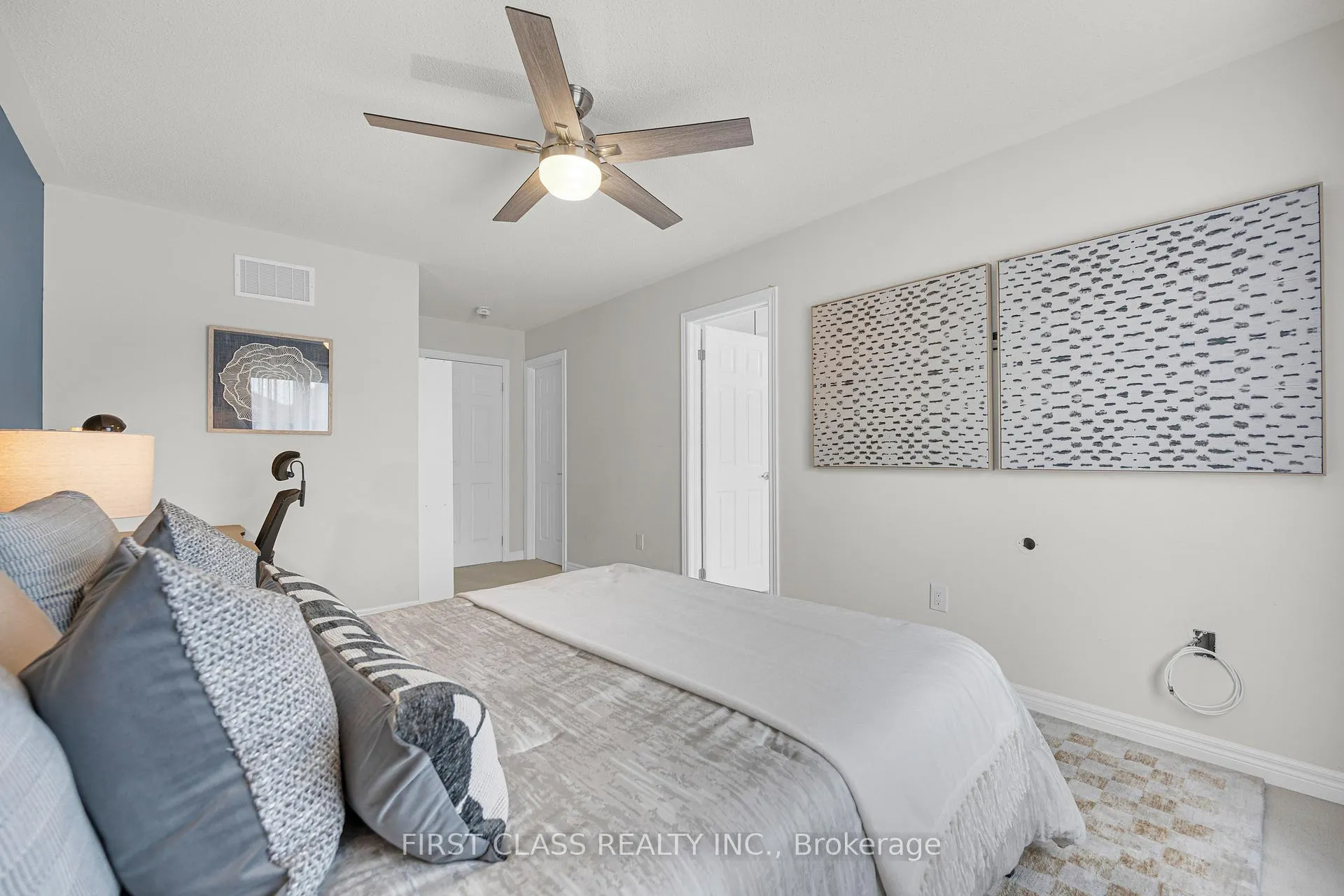 Photo 28 of 352 Leadwood Gate, Oakville, Glenorchy — HOMEH