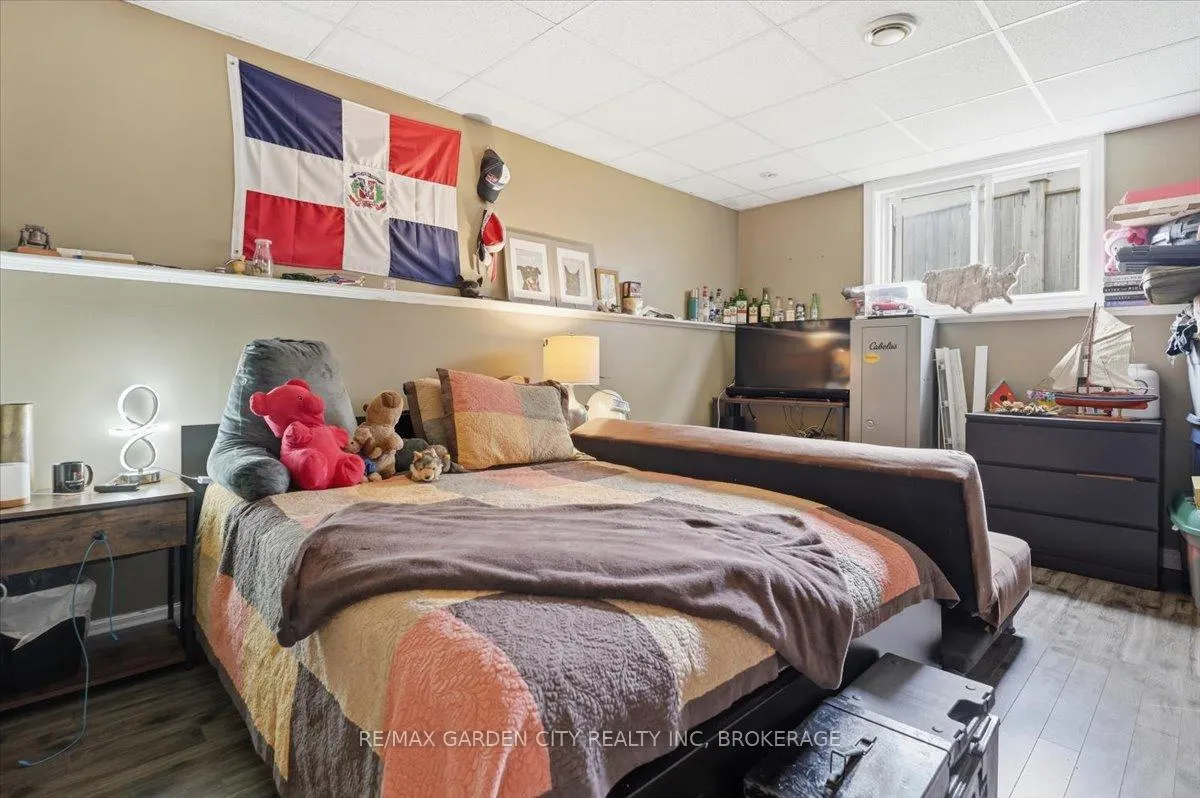 Photo 32 of 325 Winterberry Boulevard, Thorold, Confederation Heights — HOMEH