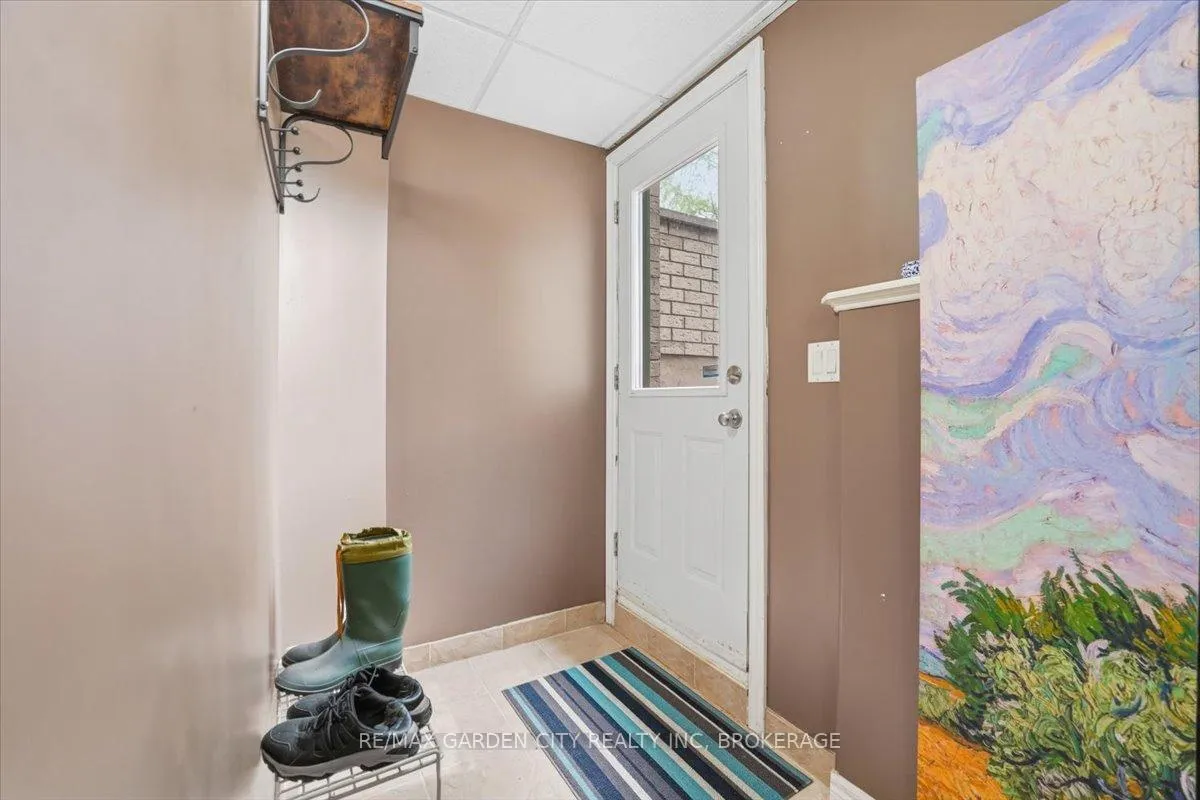 Photo 36 of 325 Winterberry Boulevard, Thorold, Confederation Heights — HOMEH