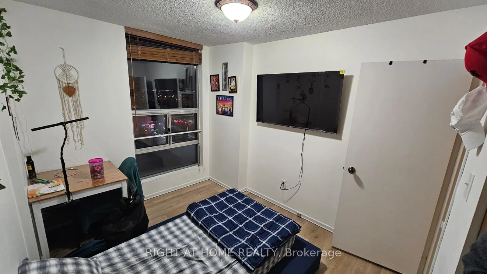 Photo 11 of Unit 1912, 25 Kensington Road, Brampton, Queen Street Corridor — HOMEH
